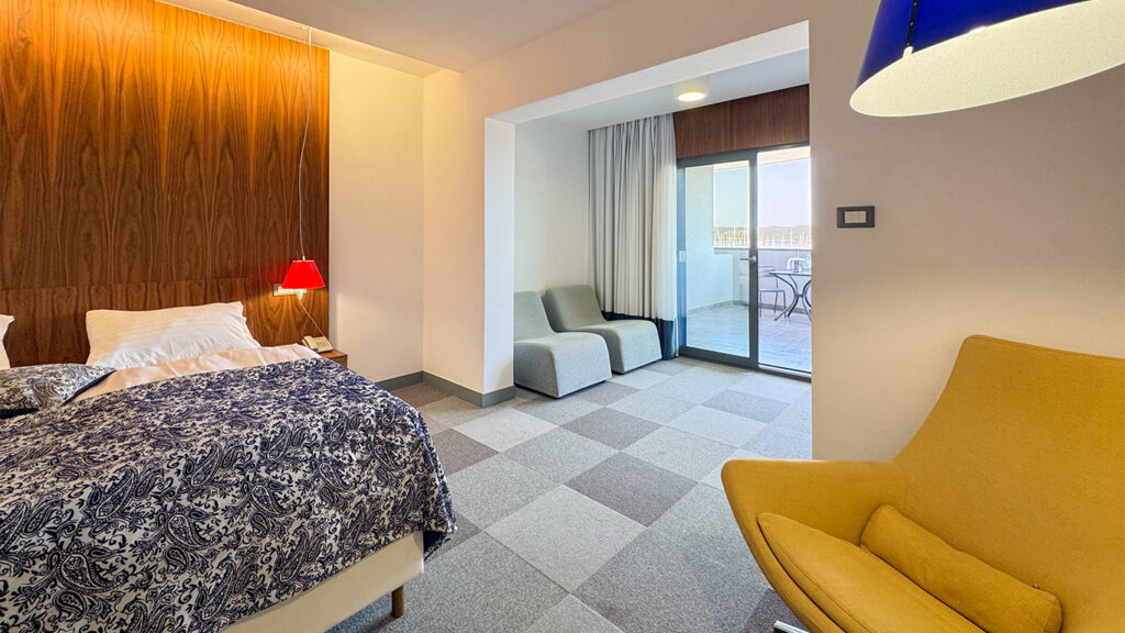 HOTEL-IN-Gallery-Superior room seaside view_02